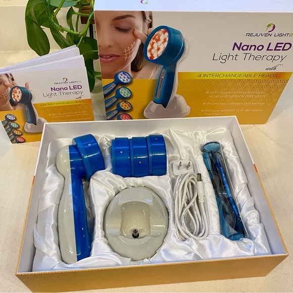 Rejuven Light 2.0 LED Handheld Pulsed LED - Picture 3 of 11